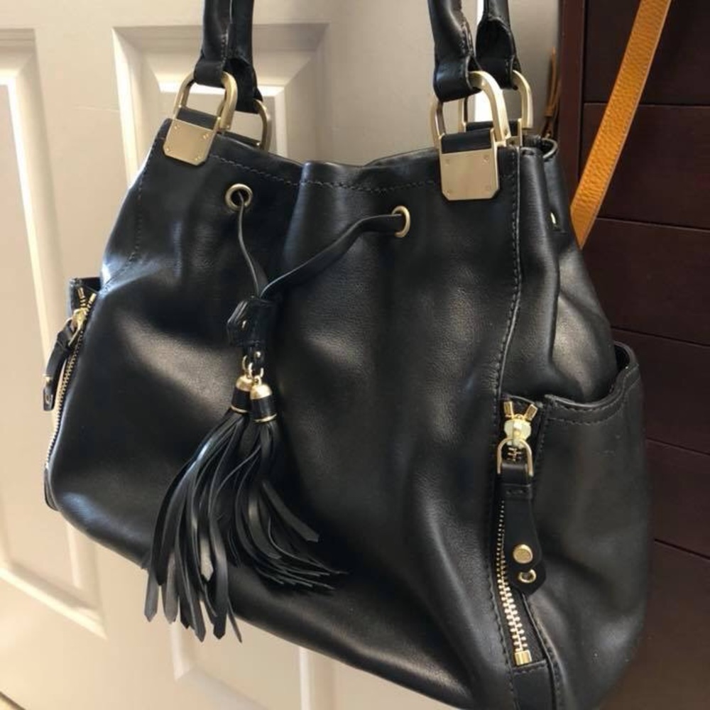 Gorgeous Cole Haan Black Leather Shoulder Purse